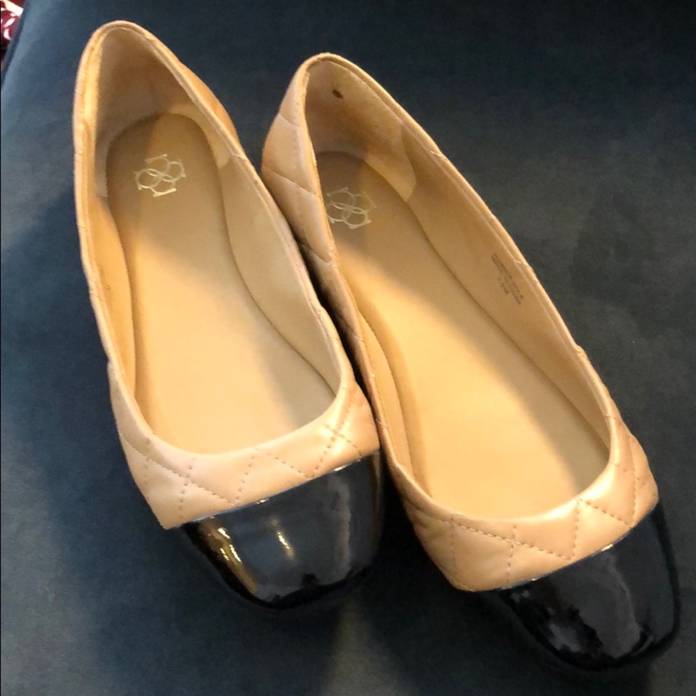 Ann Taylor Cap Toe Quilted Leather Flats